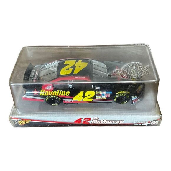 Action Racing Collectibles NASCAR Jamie McMurray 2005 Car NIB - Picture 3 of 6